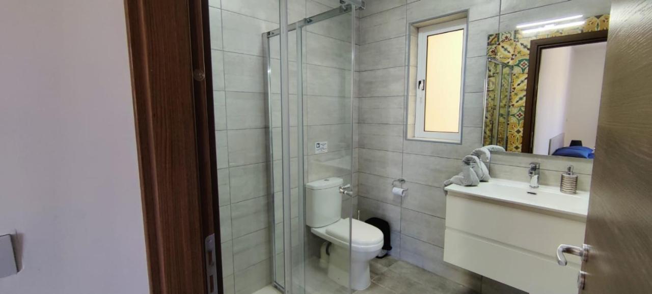 Blu-M Central Qormi Exterior photo